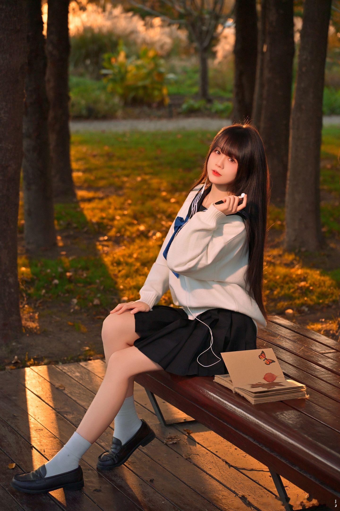 jk私影jk女孩的秋季美女绘梦长廊