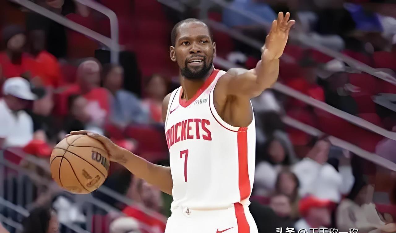 杜兰特又刷屏了！31318分，只差张伯伦101分。这数据听着吓人，但真能证明他