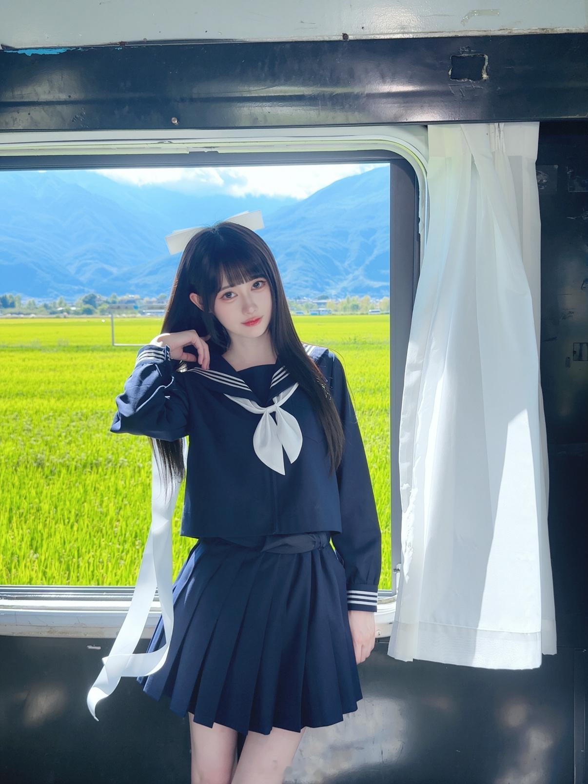 一人旅行的最后一天啦来都来了留个ip🐼好久没穿jk制服了​​​