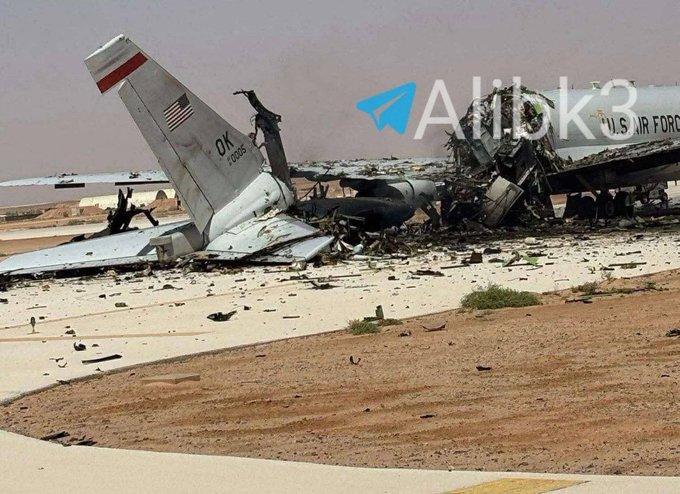 从苏丹王子空军基地发布的首批图像显示，E-3哨兵预警机不仅受损，还被摧毁。该飞