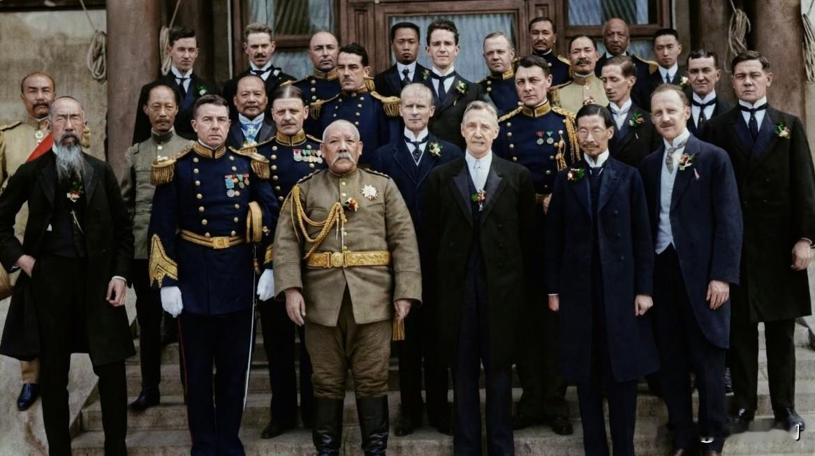 清末北洋时期历史人物：石振声担任第二师第三旅旅长。1912年民国成立后，任陆军第