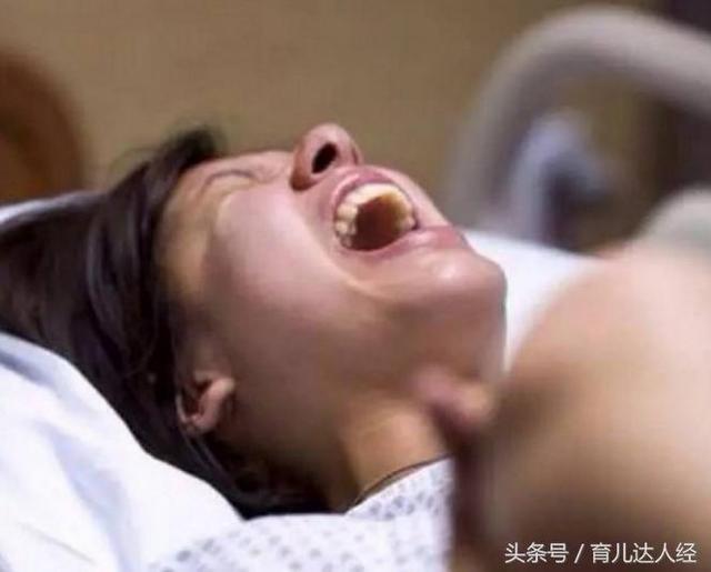 40多岁女子想要生二胎, 但是听到医生的话, 就放弃了