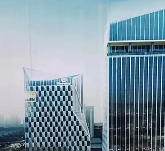 石家庄市白市城改和平路白佛西街东南角的“双塔楼”，是白佛城中村改造项目的一部分。