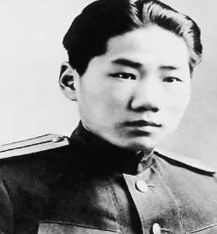 抗美援朝时期，蒋介石在台湾家里得到了毛岸英牺牲的消息，原本以为蒋介石会幸灾乐祸此