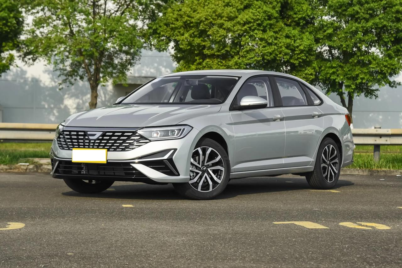 捷达VA7在上市之前，被很多人吹捧将会是爆款，将重新定义紧凑型轿车市场，但真正上