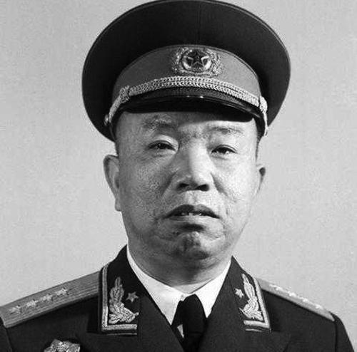 红四方面军有许多猛将，但王树声战功并不突出，是什么原因让他成为副总指挥呢？19