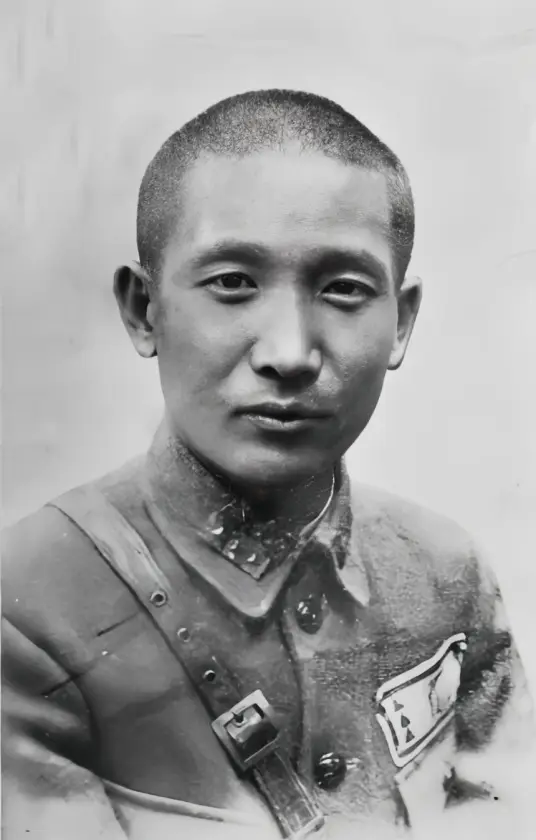 1958年秋天，张治中来到中南海看望毛主席，坐在火炉边，一边嗑瓜子一边说“毛主席