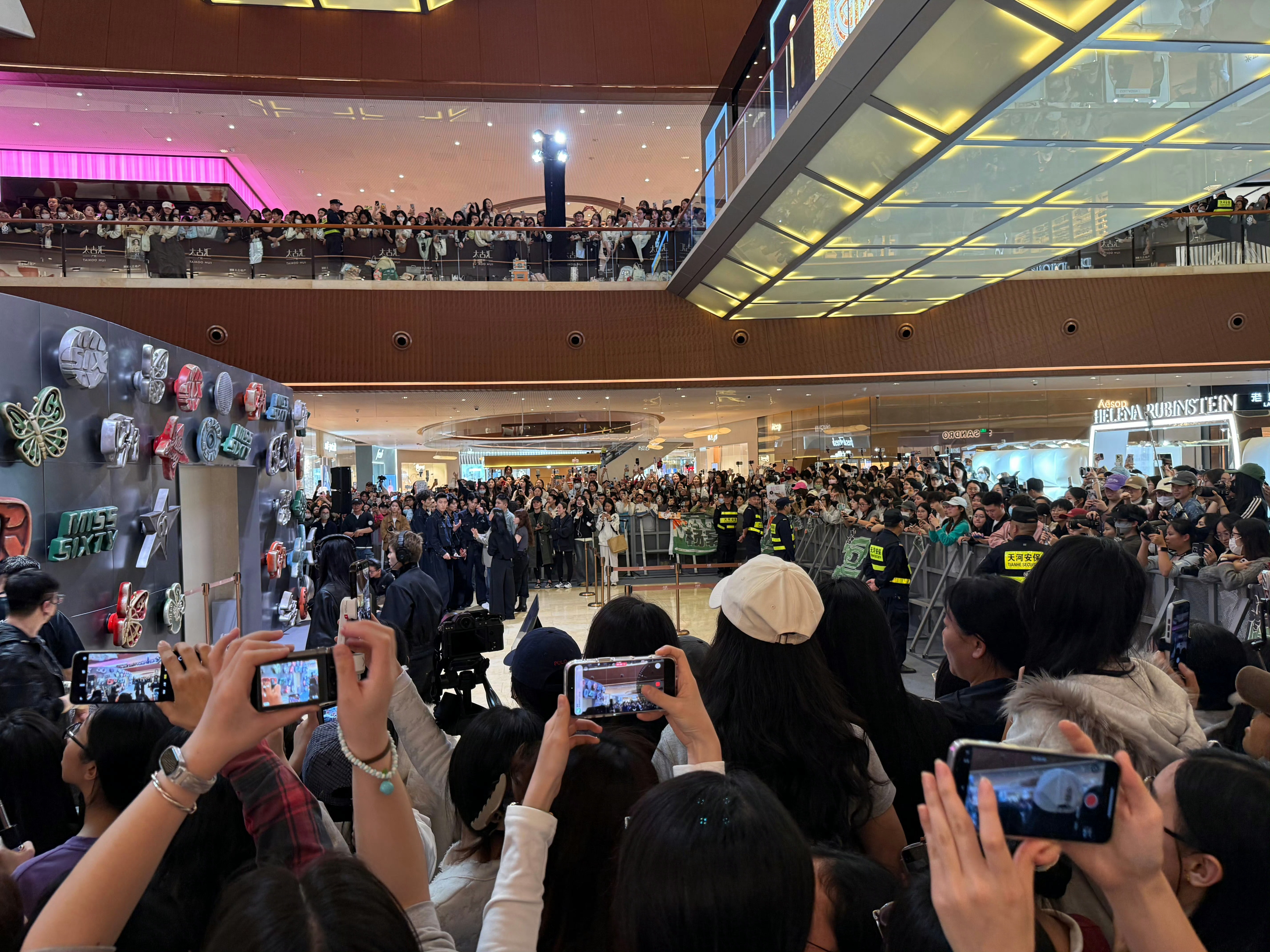 杨幂编发好美，顶流幂