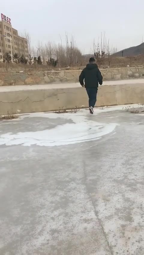 MJ 太空步原地旋转完美教学(中文)2_土豆视频