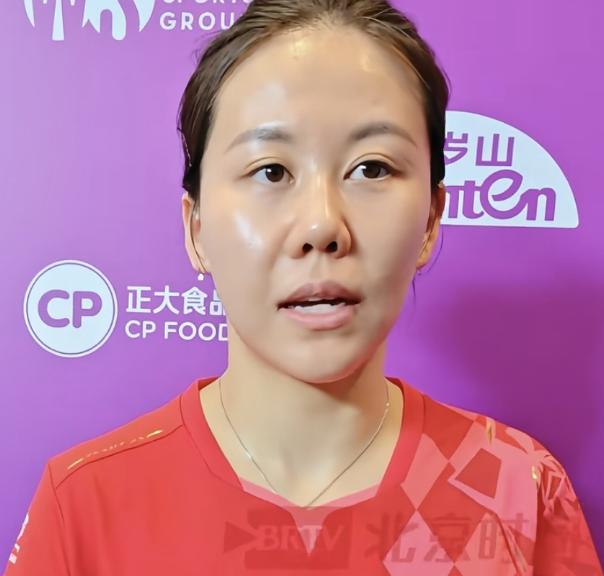 陈幸同3:0击败米特兰姆的采访，记者一句话，触动的同同的软肋，同同哽咽了！面对