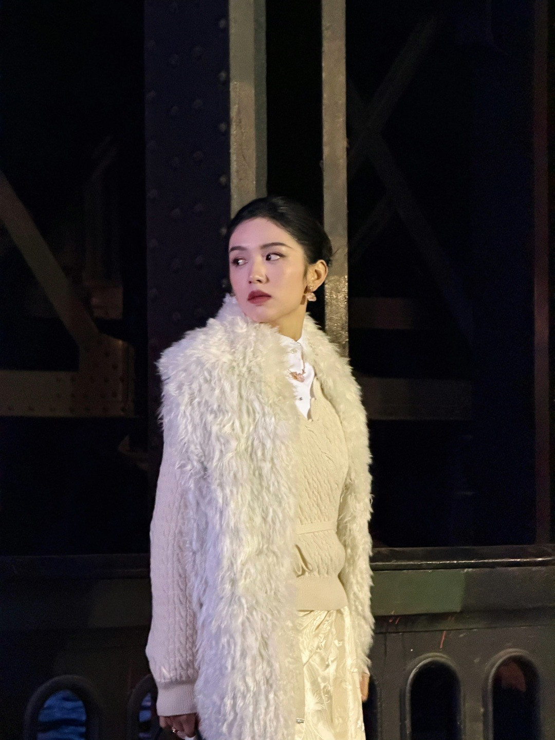 周也满分女在巴黎随随便便被姐姐美晕了，唐泽雪穗既视感🈶