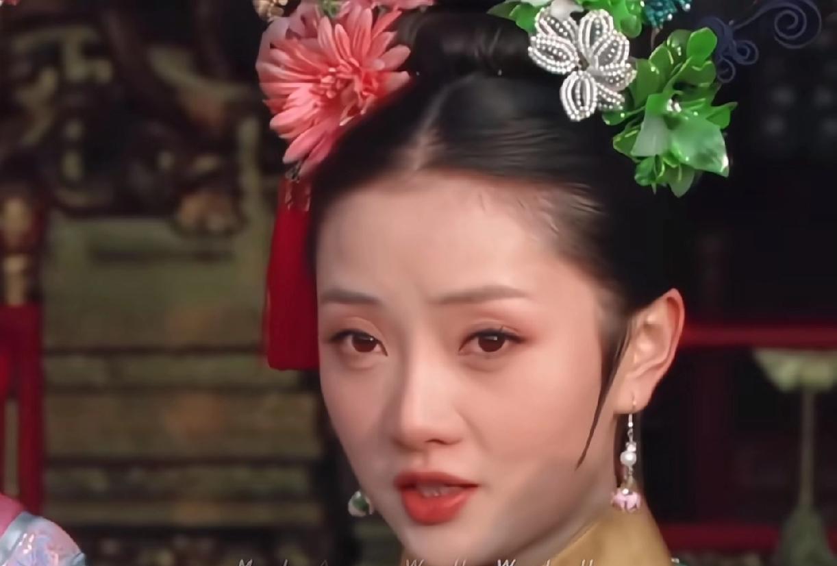 #甄嬛传#中贞嫔这角色真的太有意思了！说她愚蠢吧，可架不住实在美丽啊～要是说