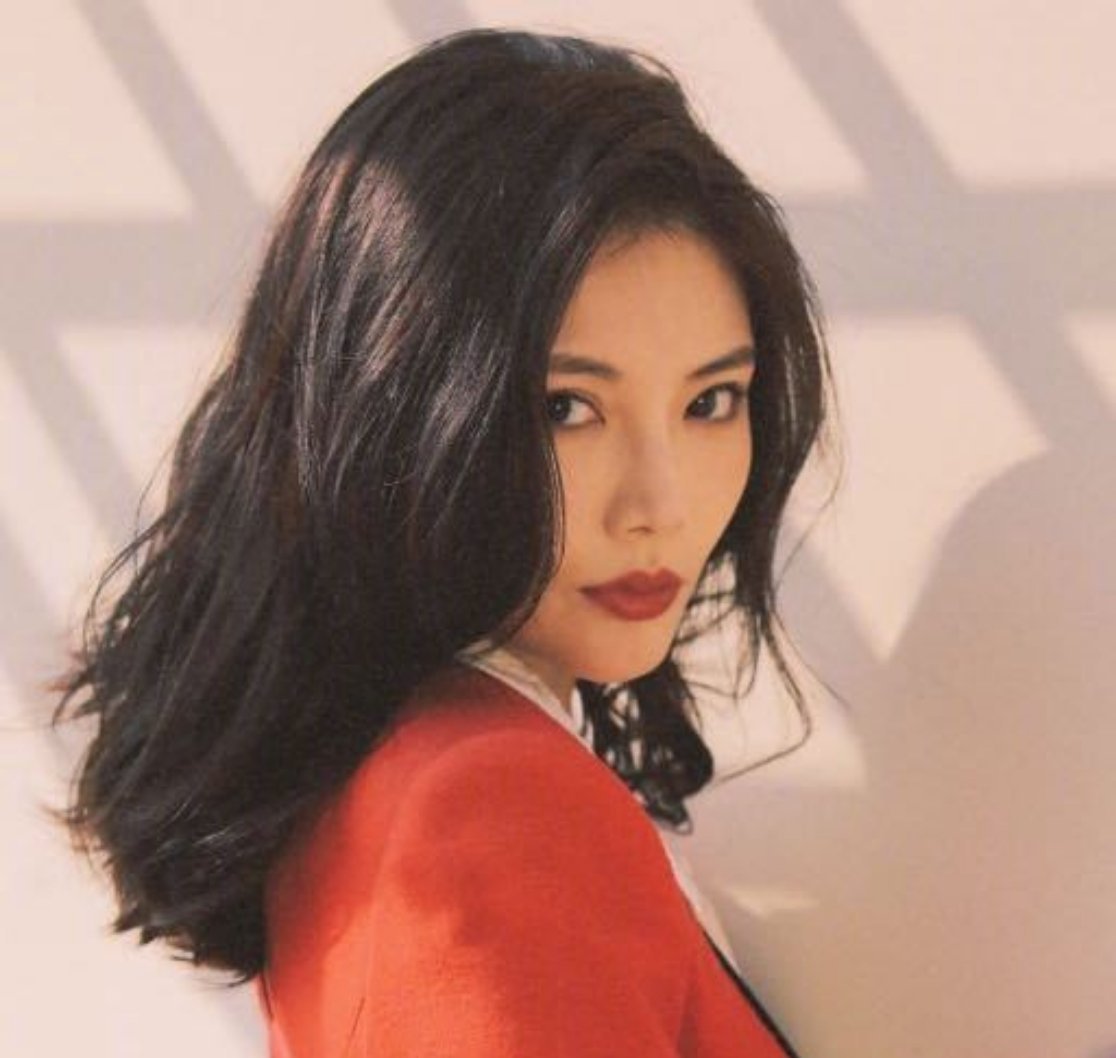 低智商犯罪特邀出演徐冬冬紫金陈新剧《低智商犯罪》定档，徐冬冬特邀出演女大佬周淇港