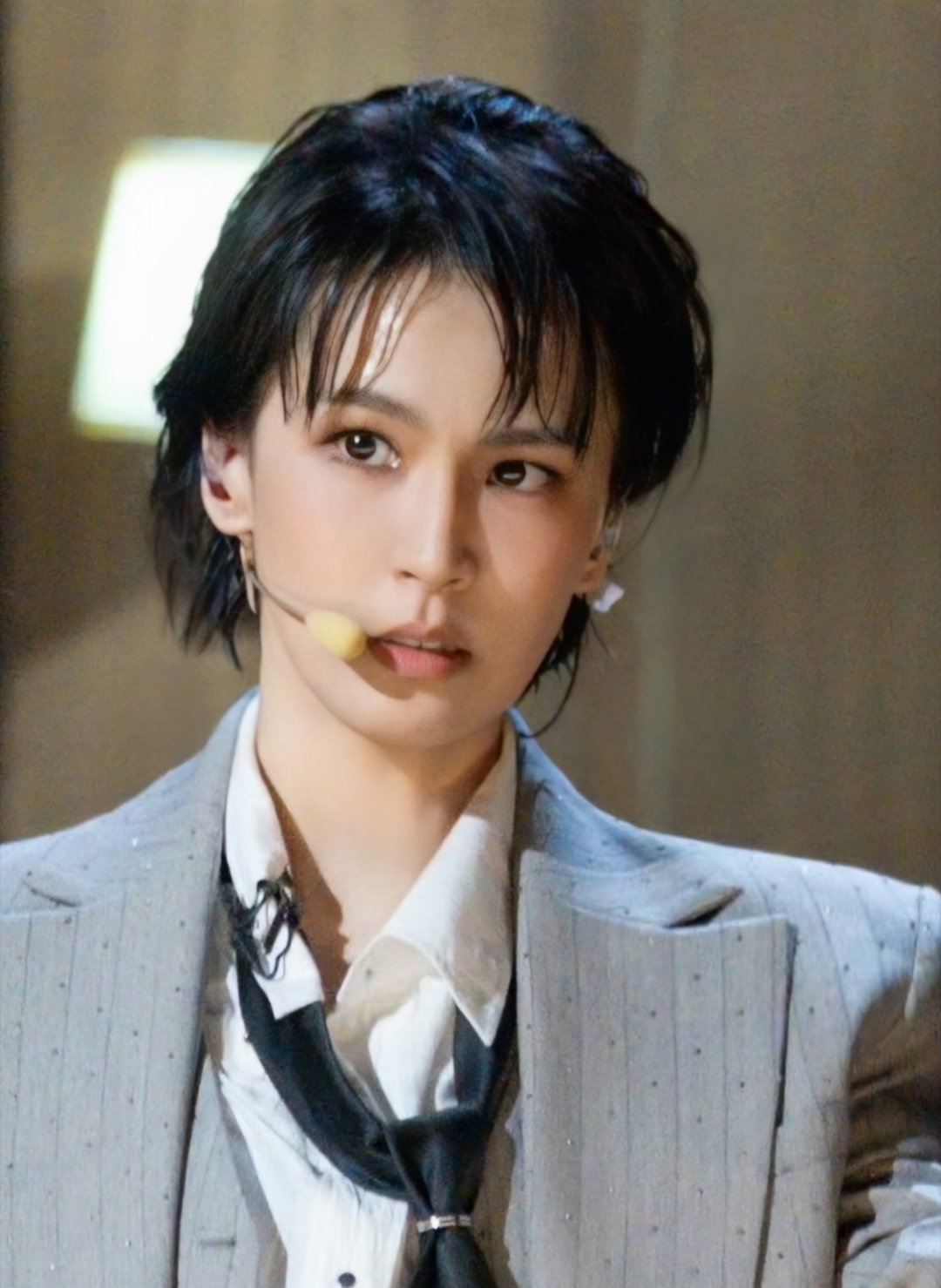 曾沛慈热血king回归 再度归来尽显别样魅力，骨子里的热血气场从未褪去。一路走来
