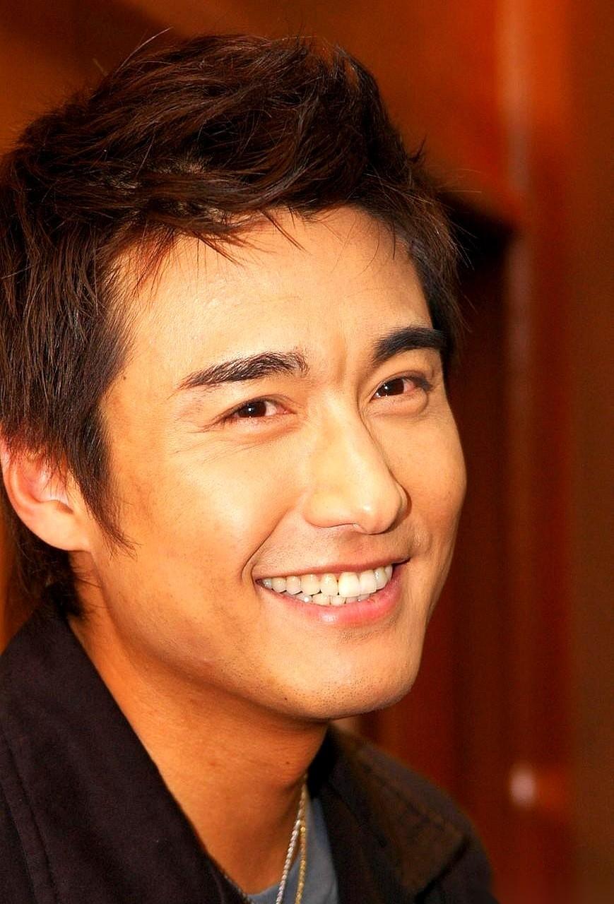 胡兵的早餐，听着就让人背上发凉。每天早上，一个苹果，两个鸡蛋。如果需要，再加一