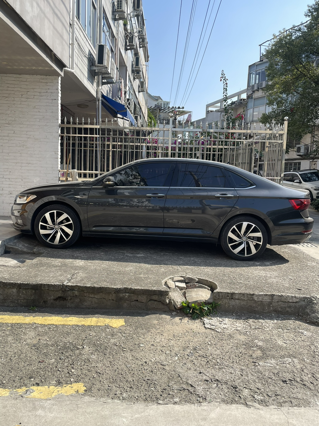 速腾用车日记2万公里了，还是很爱，但就是小毛病太多了