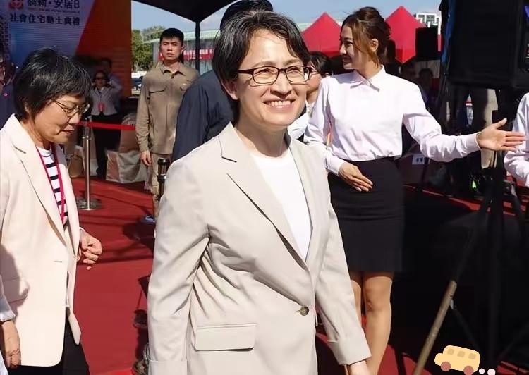 美伊开战牵动台湾局势？“台独”顽固分子、台湾地区副领导人萧美琴今天参加活动时借机