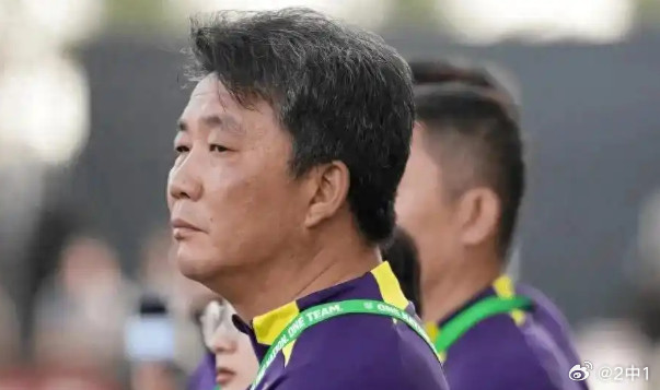 “垃圾教练，不知道的还以为赢了。”U20女足世界杯，中国队0比0尼日利亚。这条评
