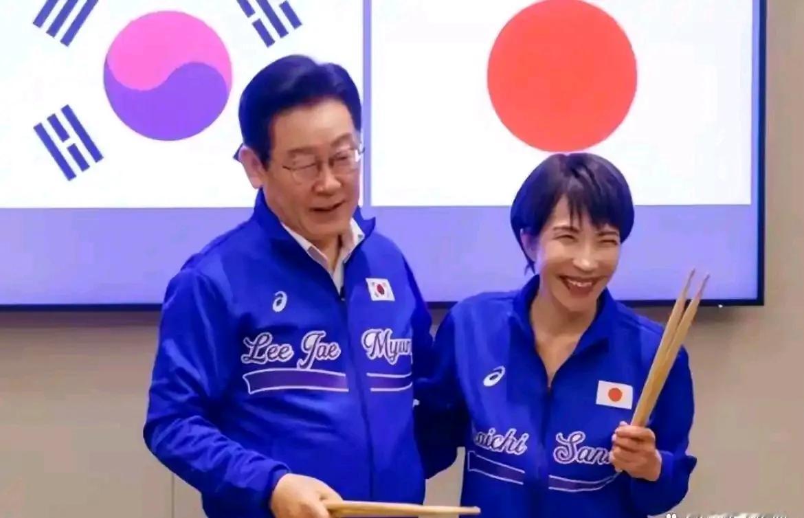 这算不算演砸了？金惠景明显有些不高兴。李在明贴心地去了高市早苗的家乡奈良