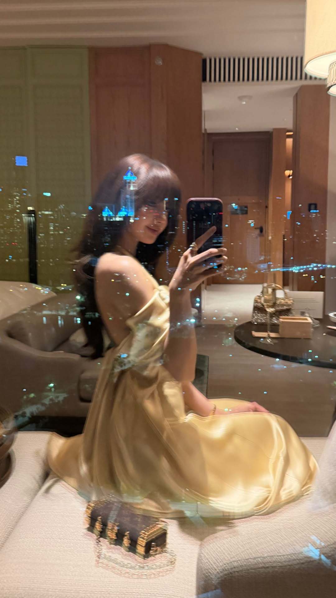 Lisa更新甜美公主😍😍