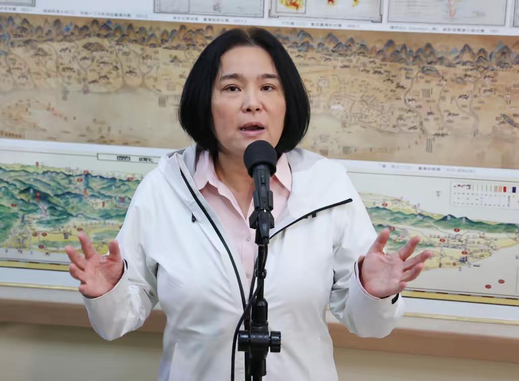 赖清德麻烦了！郑丽文访陆带回岛内的惠台十项，民进党想千方百计来阻挠它的落实，可金