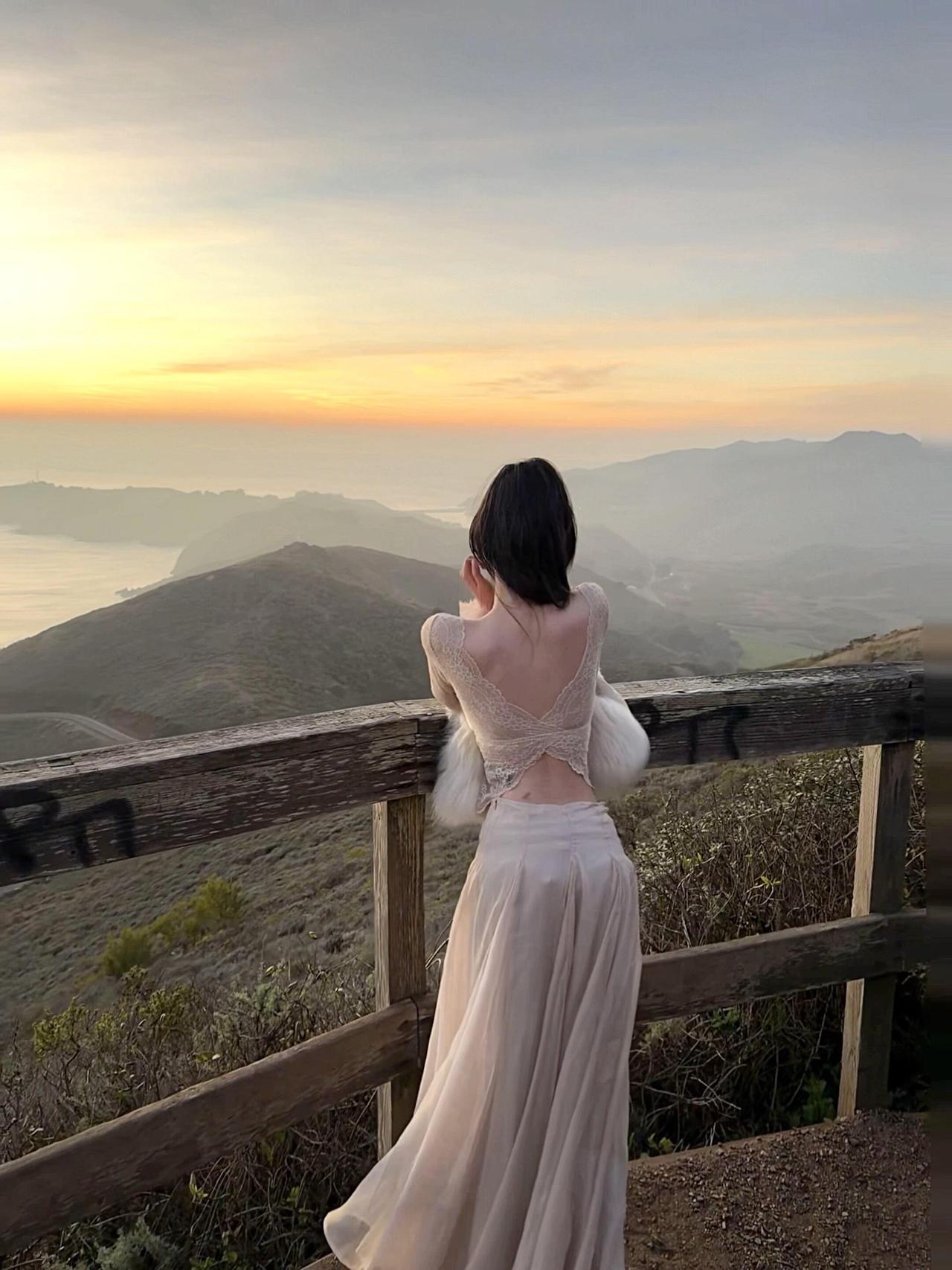 什么样的女人,最有魅力?🪧⛅️⛰️太美了是还想再去第二次的程度想念SF