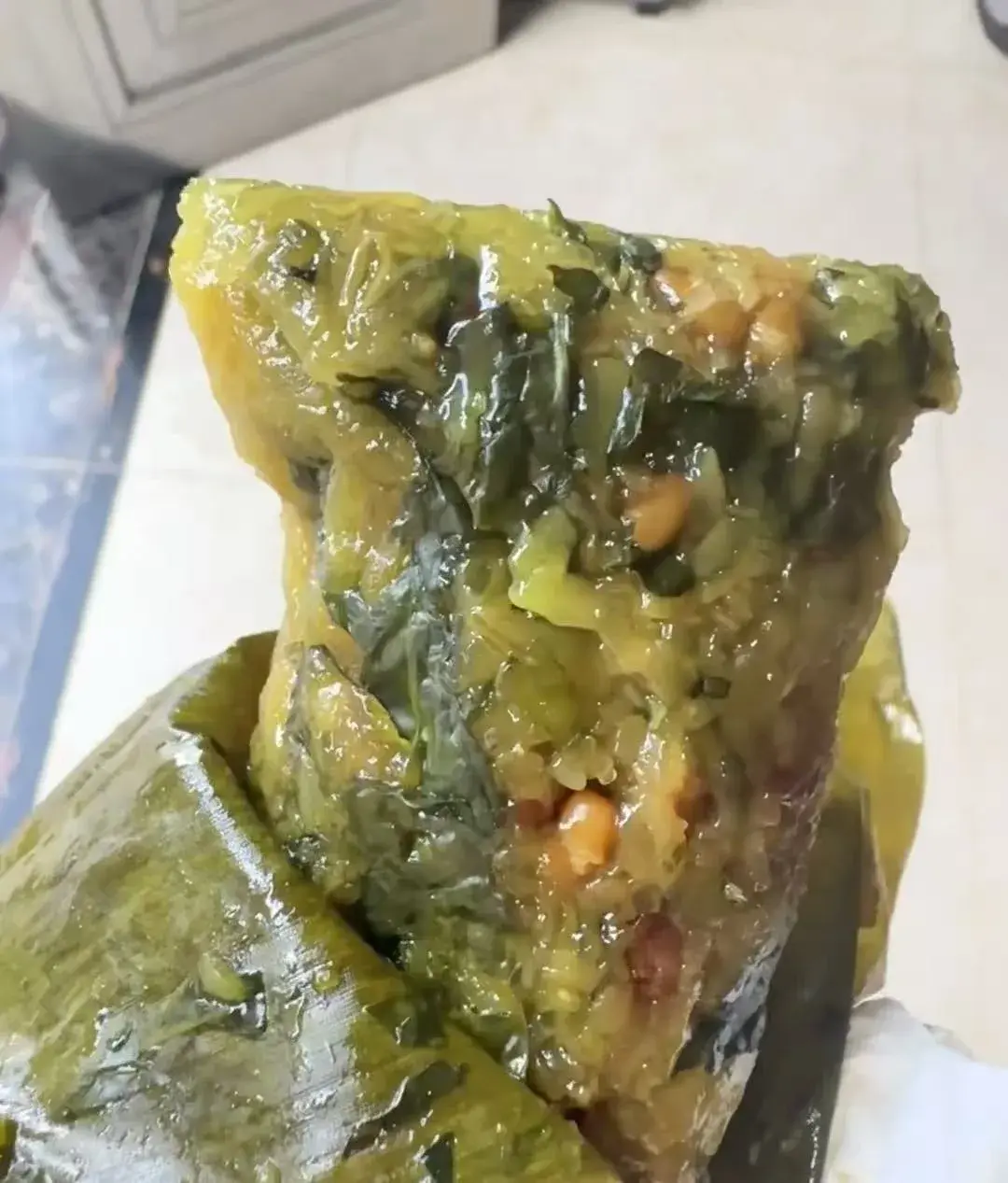 偏心的老人一般晚年都过得不太好。