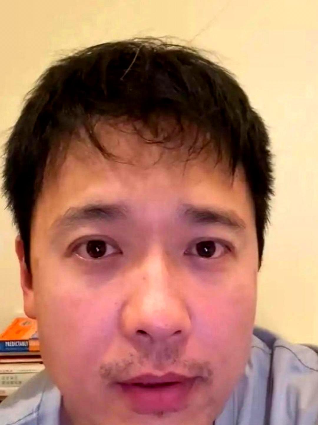 7年！整整2500多天，那个让前妻砸锅卖铁擦屁股的男人，终于低头哭了。这迟来