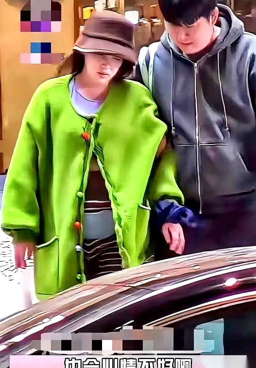 看到阚清子进产房的消息，不知道为什么，鼻子突然就酸了。我脑子里一下就闪回到好几