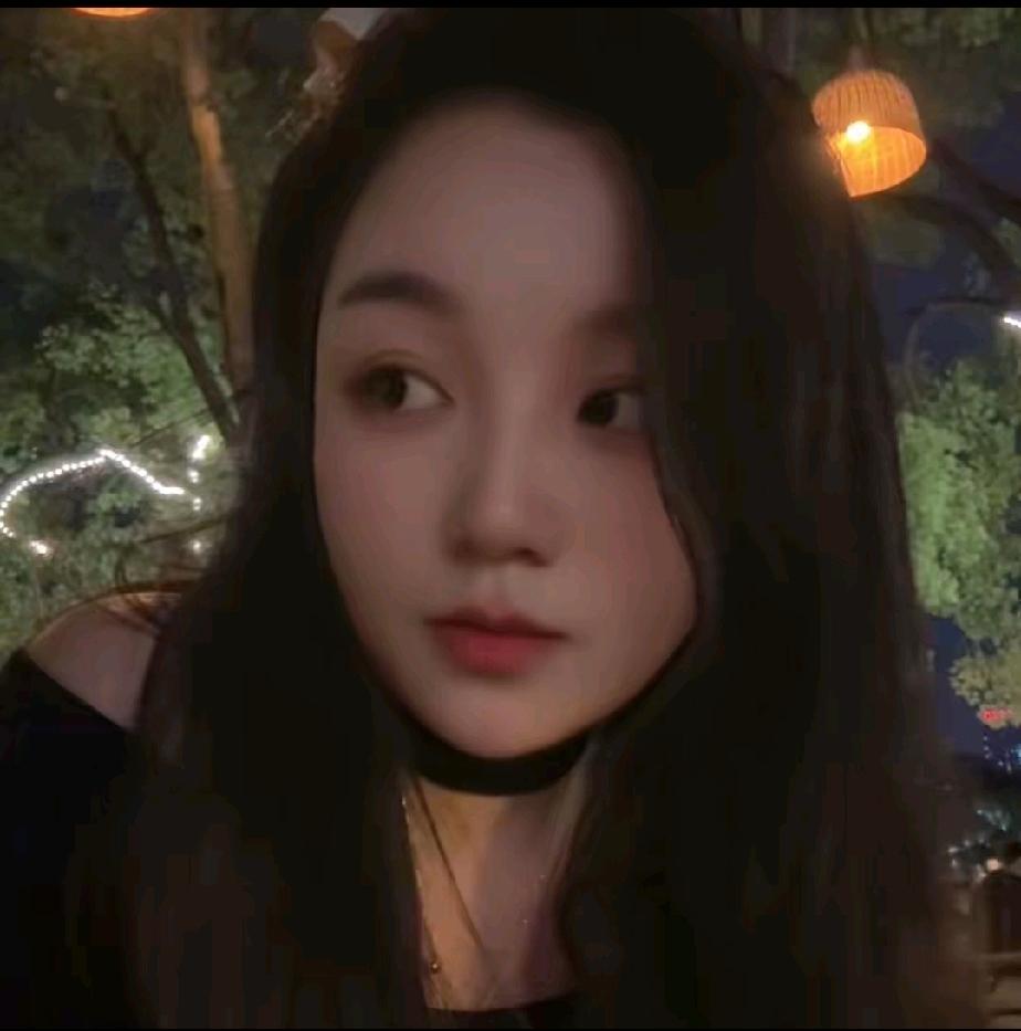 喝农药的湖南烟花店主的妻子发声了，她对丈夫很失望，那么不负责任地喝下了两大瓶敌草