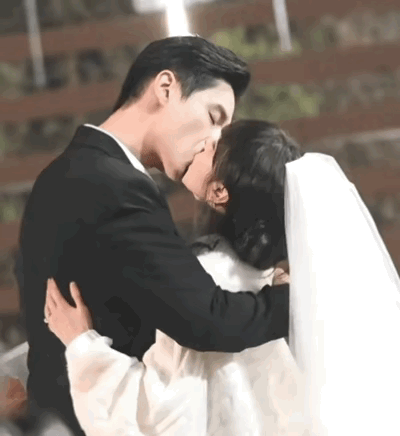 终于知道为什么女演员都喜欢因戏生情了