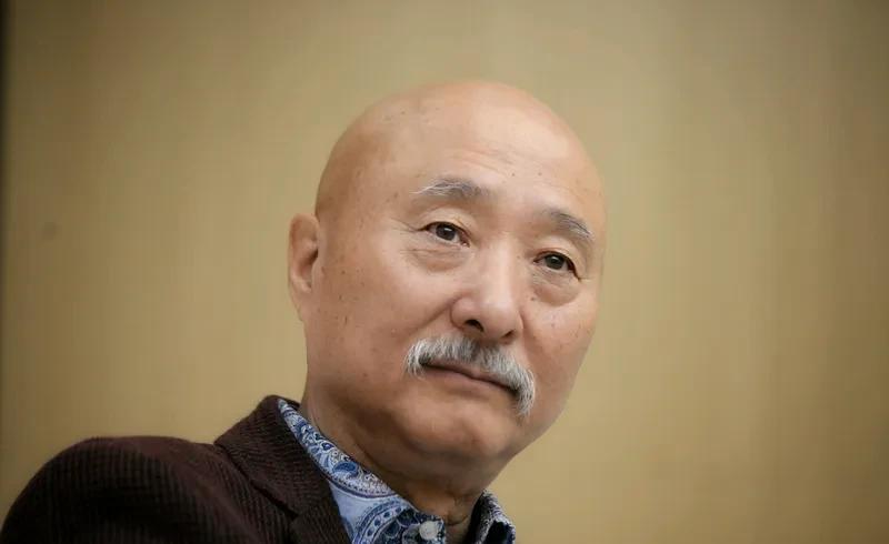 陈佩斯邀60岁以上老朋友十元观影陈佩斯可有大动作啦，他要邀请60岁以上的老朋友