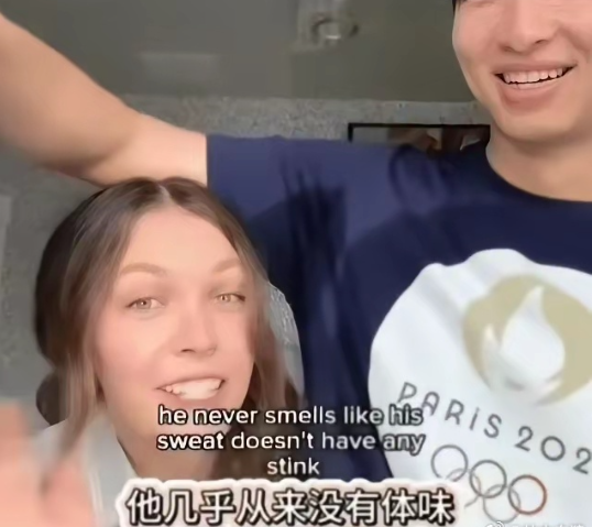美国小姐姐外网炫耀：中国男友打完篮球，大汗淋漓，却毫无浓烈体味！越来越多的老外