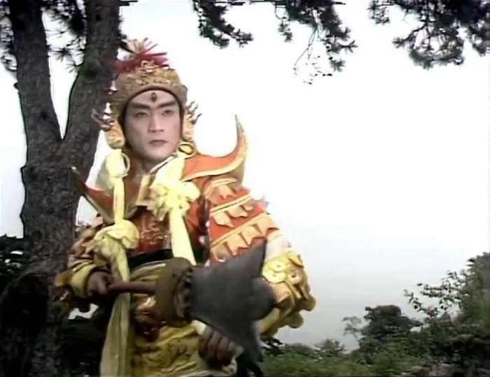 今日话题：杨戬为什么讨厌刘彦昌？？？网友甲：重点是杨戬他爹当时天兵来的时候，