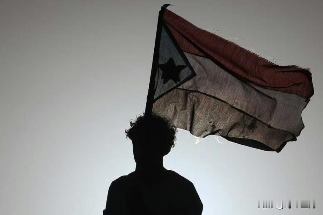 也门局势再度趋于紧张。沙特阿拉伯主导的联军近日发出强硬警告，称将对阿联酋支持的也