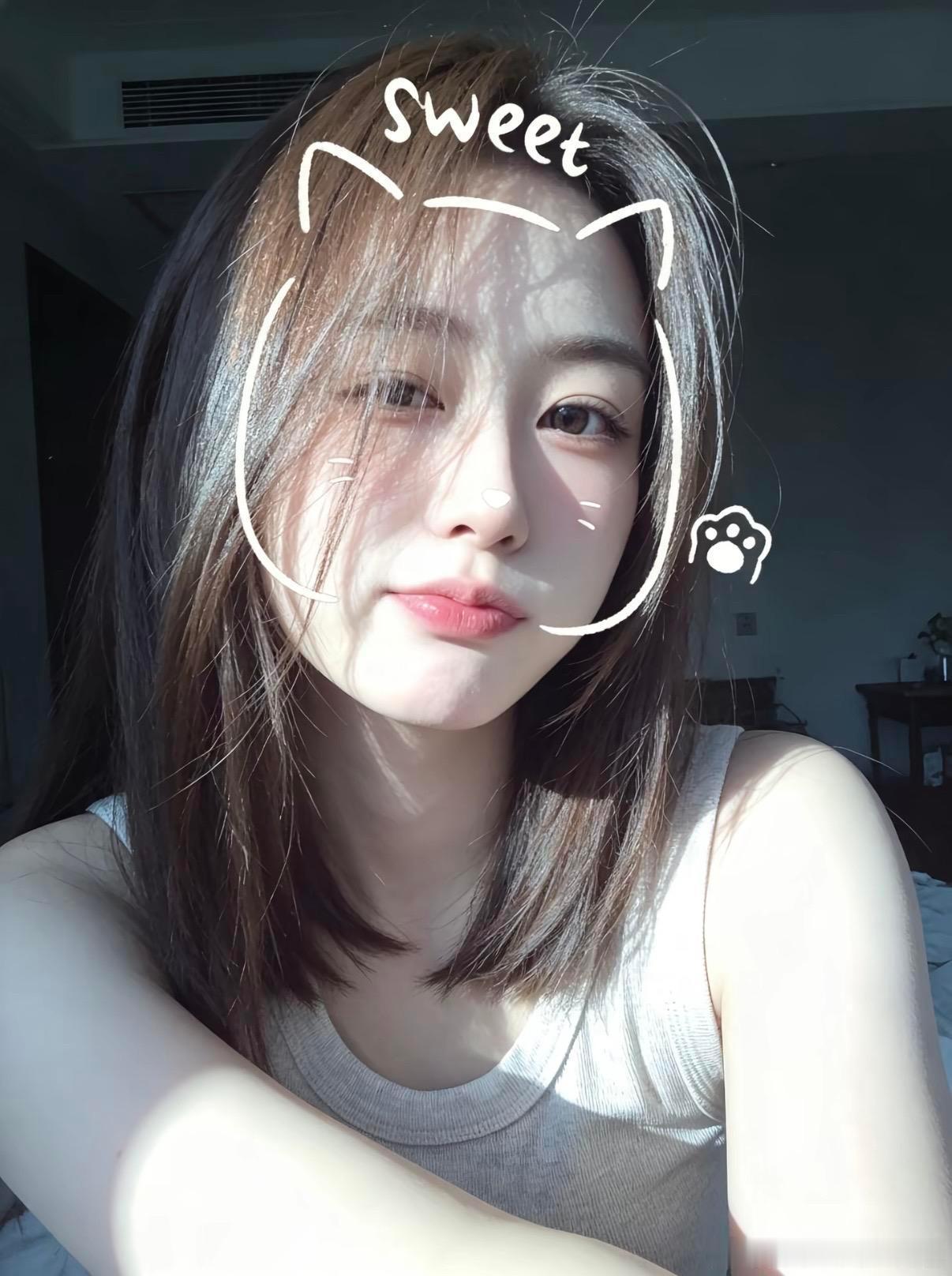 发个日常吧，你的假期去哪玩了呢，我假期宅在家睡大觉呢！[哭哭][哭哭][哭哭]