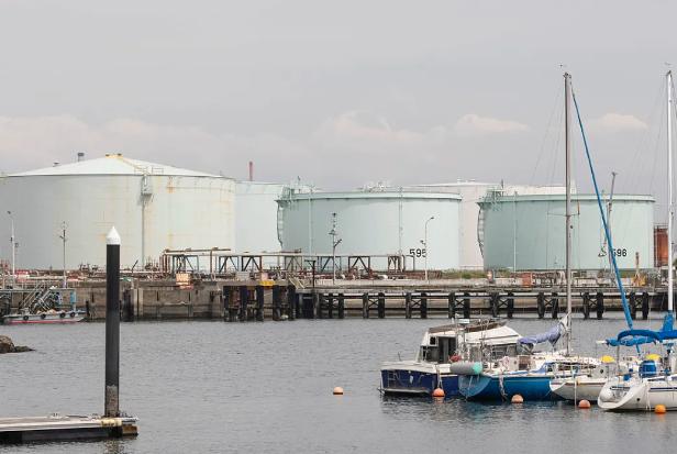 全球油市涨跌全看中国操作？7月9日，英媒曝光中国狂买2600万桶中东原油，7至8