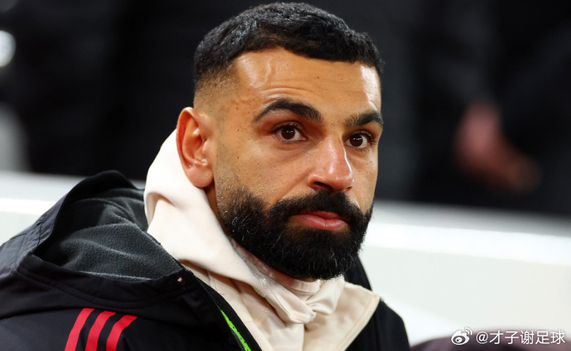 据英国《电讯报》报道，如果利物浦的前锋萨拉赫愿意离队，沙特球队仍有能力和意愿帮助