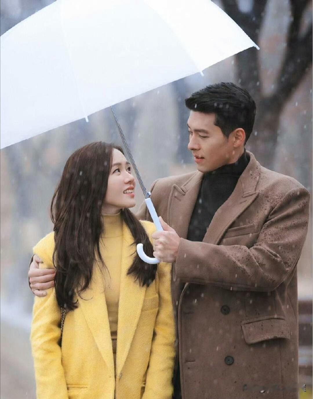 看见玄彬和孙艺珍双双拿奖！我发现个事，不敢说，怕大家骂我。但我实在忍不住了。