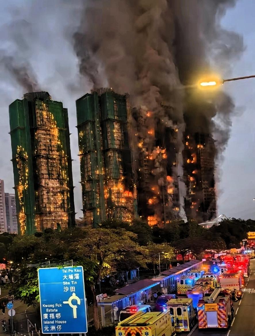 终于弄明白了！香港宏福苑大火的原因，不是因为偶然，也不是因为住房太密集，而是
