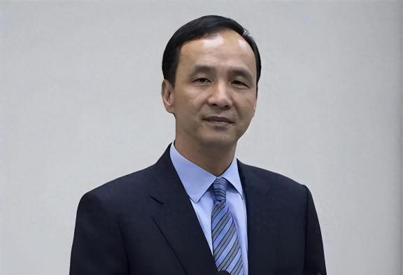 中国大陆要清醒了，很多人习惯性认为，阻碍两岸统一的只有顽固的台独势力。但纵观多年