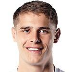 巴萨正琢磨着夏天怎么“拐”个顶级左脚中卫回家，瞄上了巴斯托尼，结果一看价签和国米