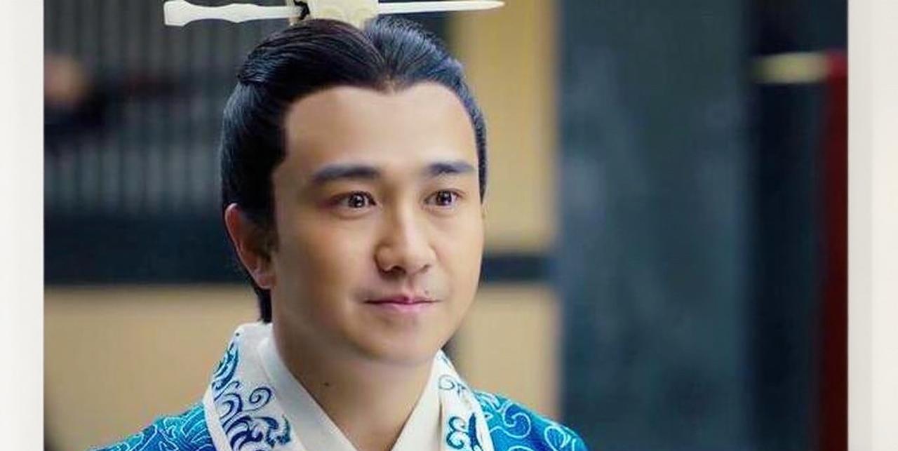 杀掉杨修之后，曹操和刘备在汉中决战，大败回朝。过了一段时间，曹操在朝堂上遇见了