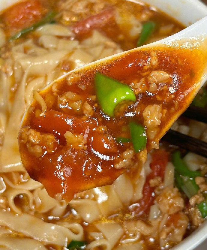 🍅番茄肉酱拌面🍜也太适合打工人了叭🧑‍💼香辣又开胃面条裹满汤汁不要