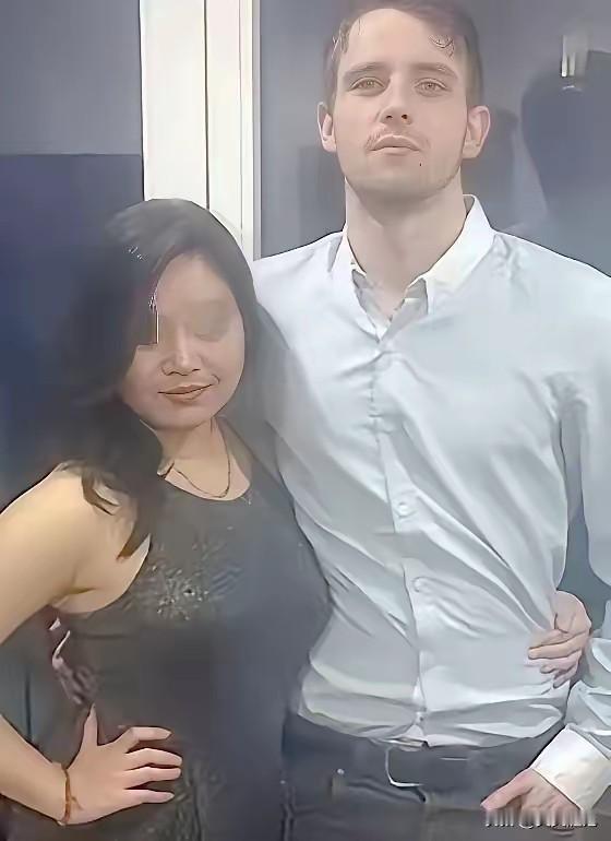 凌晨一点半打到早上八点半，整整七个小时。说实话，人没被打死之前，你根本想不到