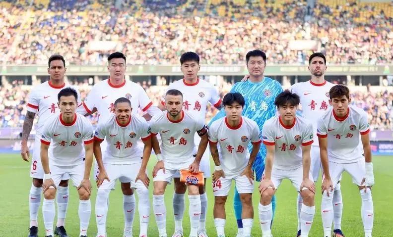 海牛对其他球队不感兴趣，只想打鲁能？青岛海牛对阵山东泰山的比赛，现场涌入375