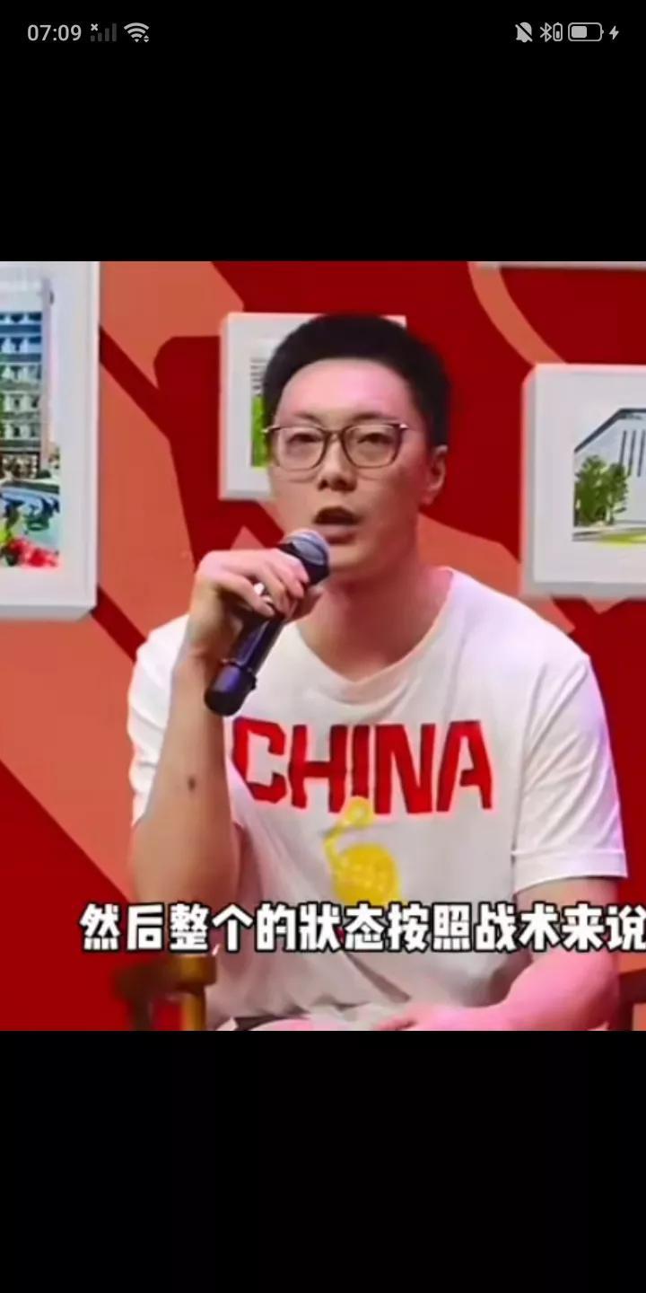 虽然亚洲杯已经结束多日，胡明轩首次回应决赛最后一投，平静中依旧充满遗憾。胡明轩说