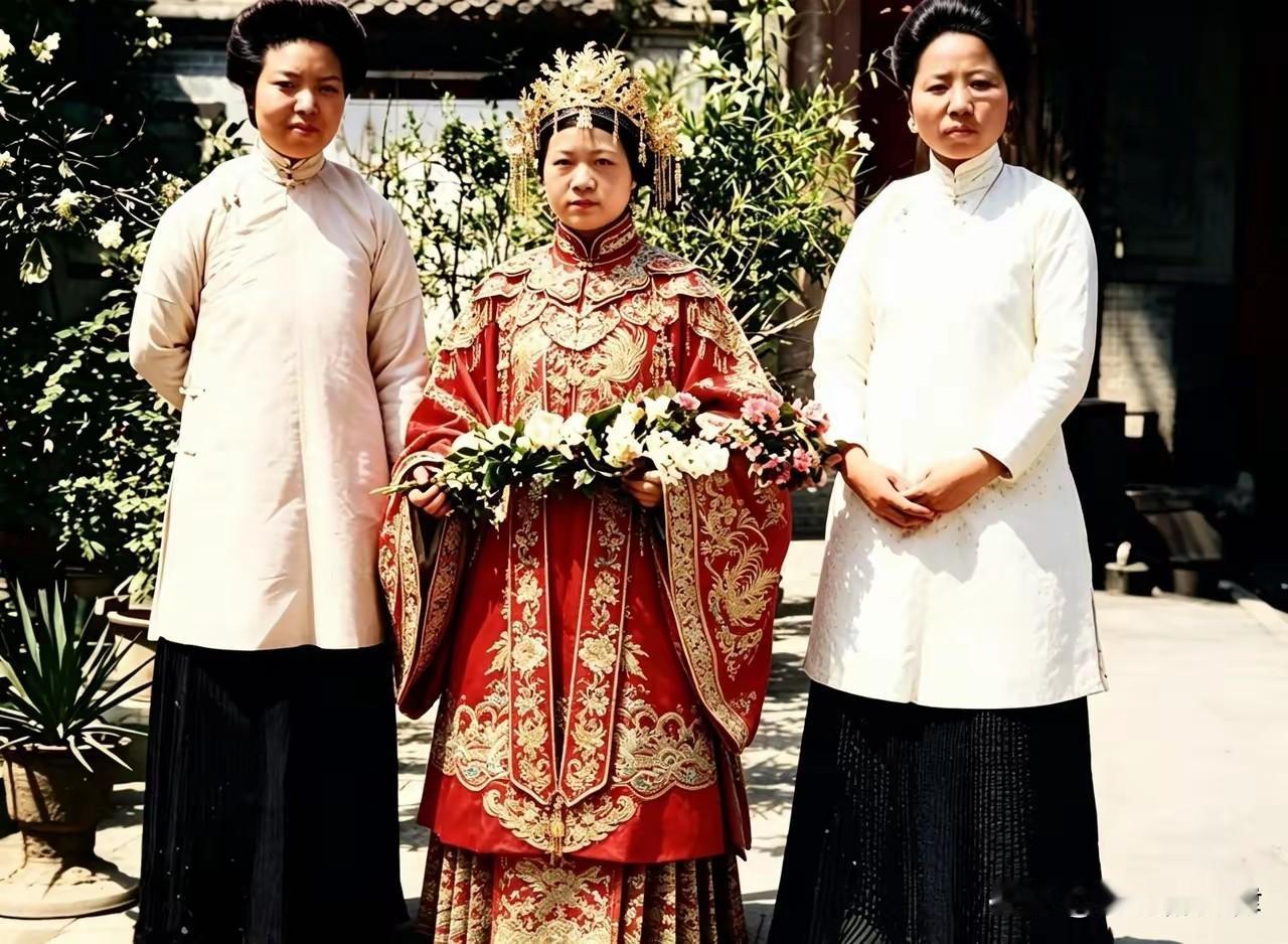 1912年山西顶级豪门大婚！孔祥贞一身珍宝嫁衣，尽显民国望族底气1912年