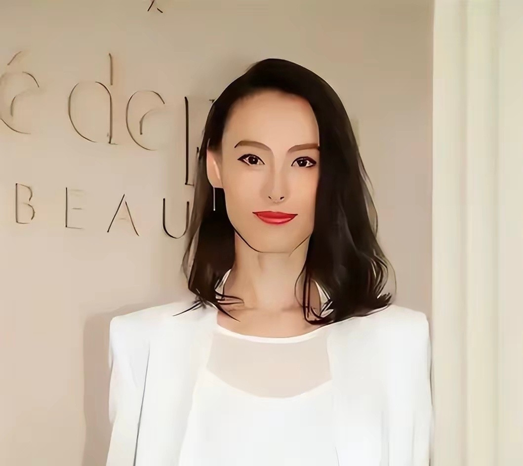 李泽楷没想到，为他连生三子没名分的梁洛施，竟成为别人手中的宝​​​