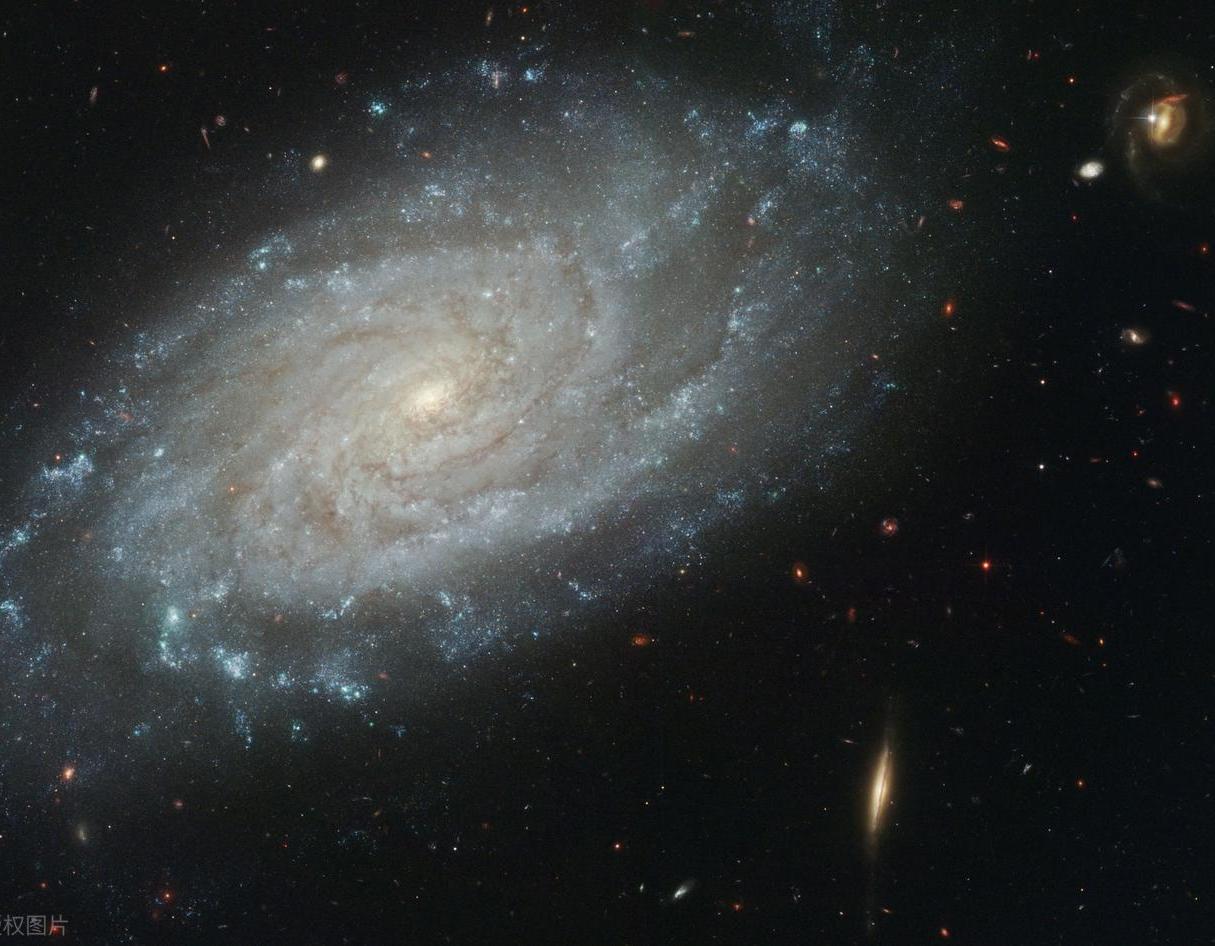 2026.10.3：来自外星行星的无线电波可能是宇宙中的首次发现绘架座β星b似
